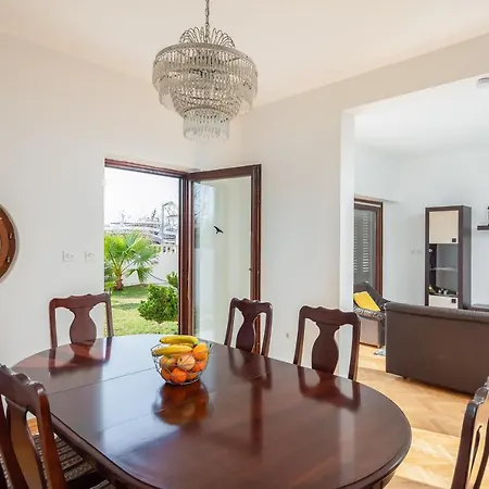 Apartment Tramontana