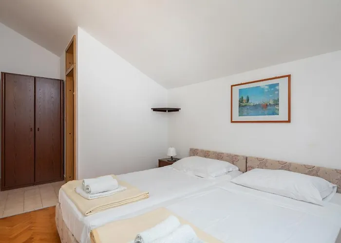 Apartment Tramontana *